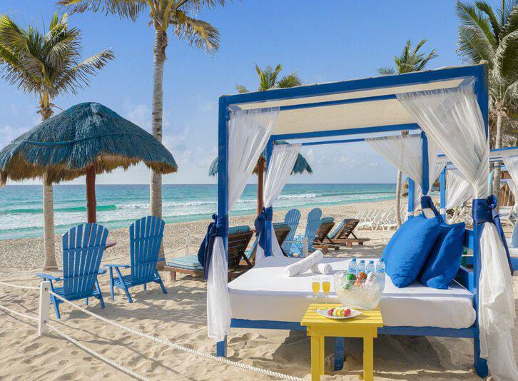 The Pyramid Cancun - Gourmet Premium All Inclusive